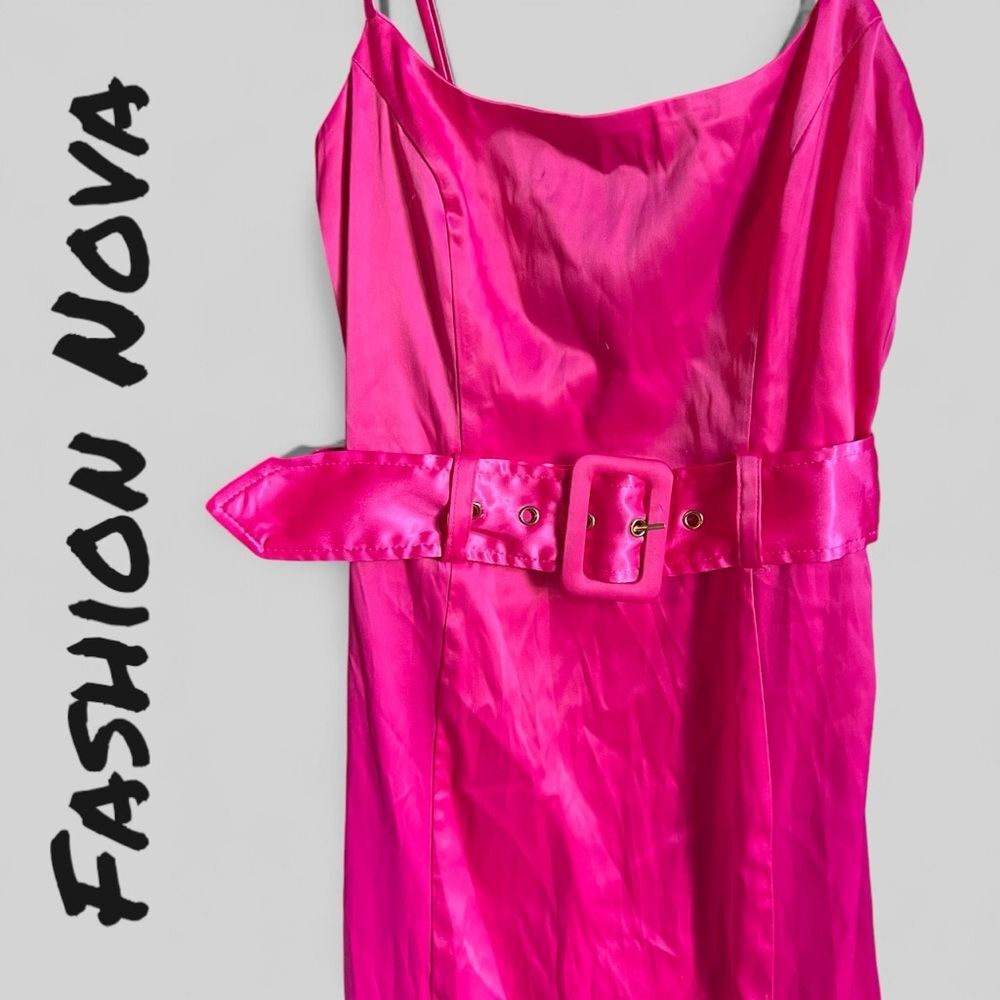 Preowned Fashion Nova No You're Not Dreaming Midi Dress -Fuchsia XS - Picture 5 of 8